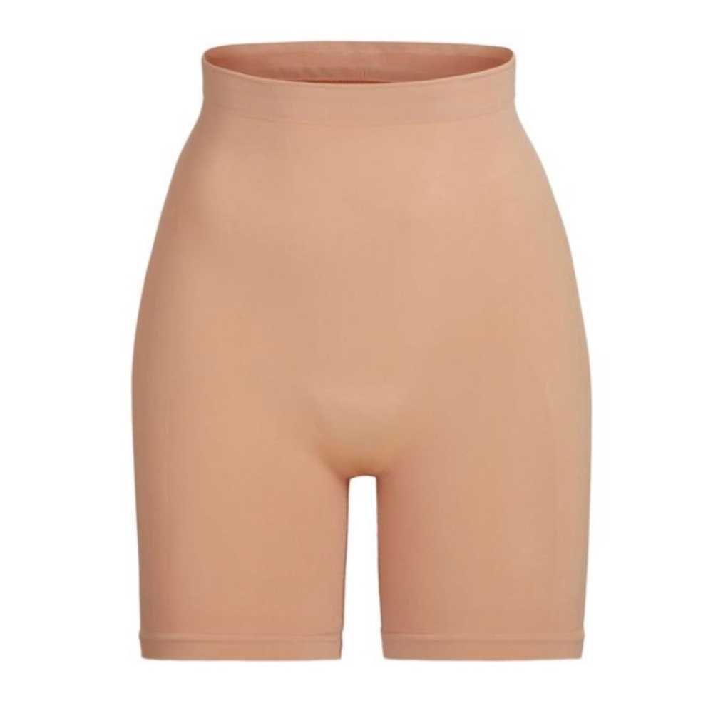 Skims SCULPTING SHORT MID THIGH | OCHRE  s/m